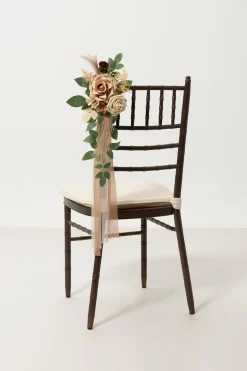 Aisle & Chair Decor in Beige & Sage