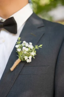 Boutonnieres for Guests in Baby's Breath