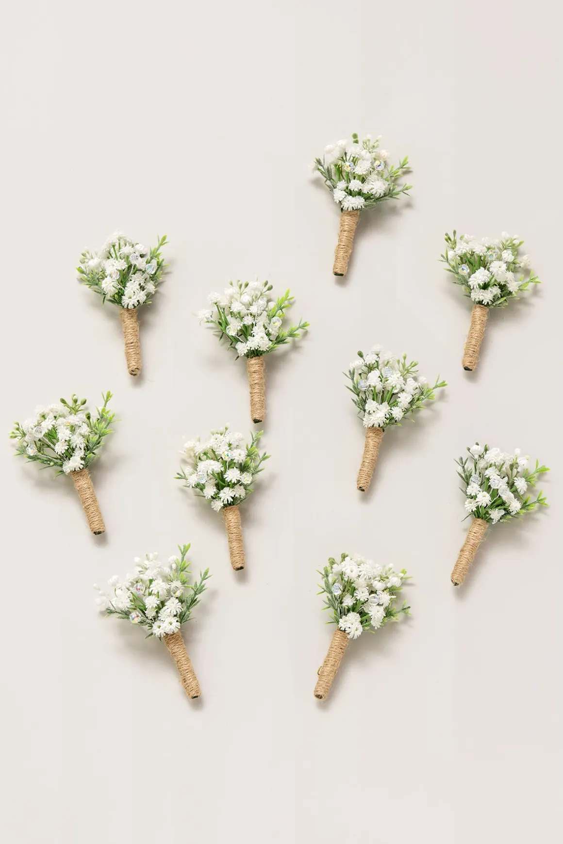 Boutonnieres for Guests in Baby's Breath