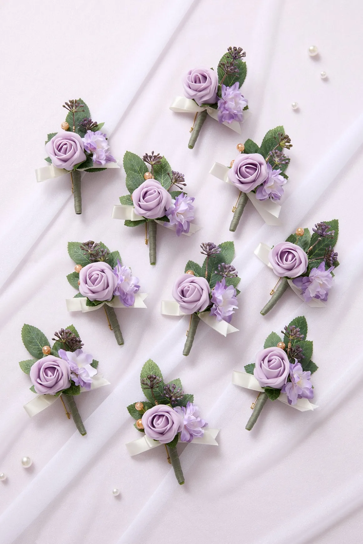 Boutonnieres for Guests in Lilac | Clearance