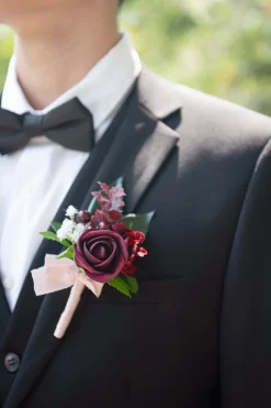 Boutonnieres in Classic Marsala (Set of 6)