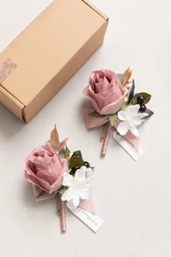 Boutonnieres in Dusty Rose