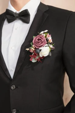 Boutonnieres in Dusty Rose & Mauve