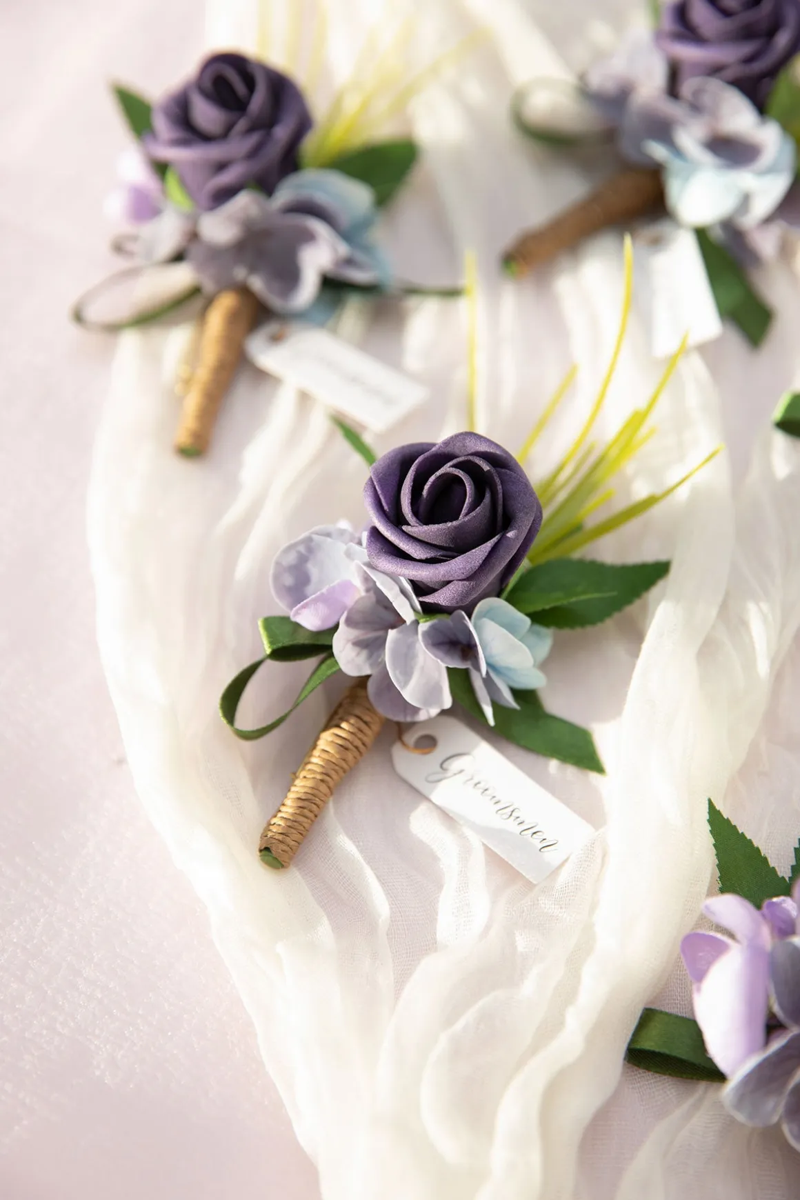 Boutonnieres in Ethereal Purple Dream (Set of 6)