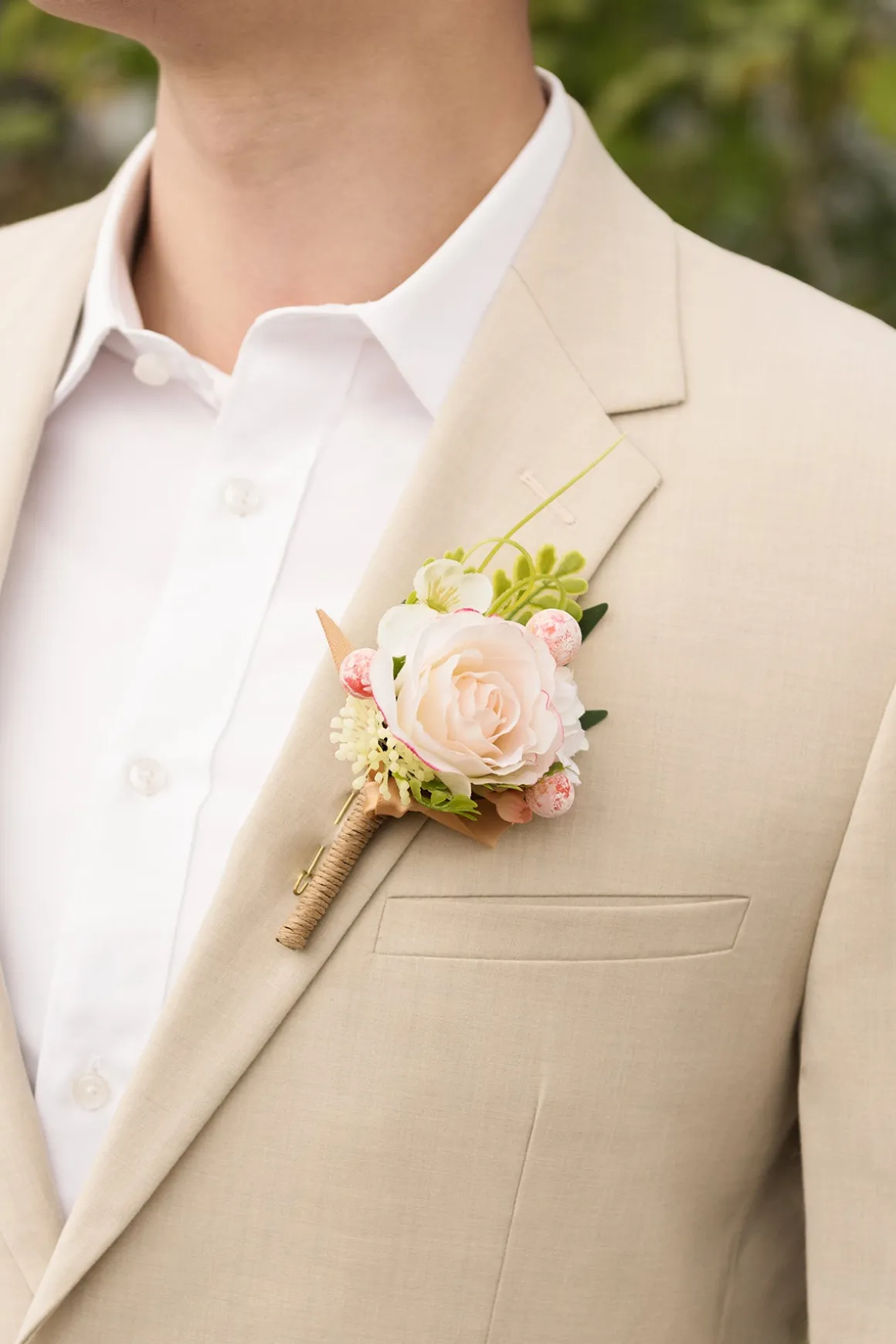 Boutonnieres in Garden Blush