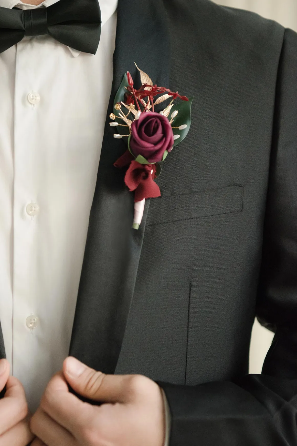 Boutonnieres in Marsala & Dusty Rose (Set of 6)