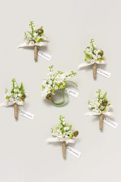 Boutonnieres in May Lily & Olive (Set of 6)