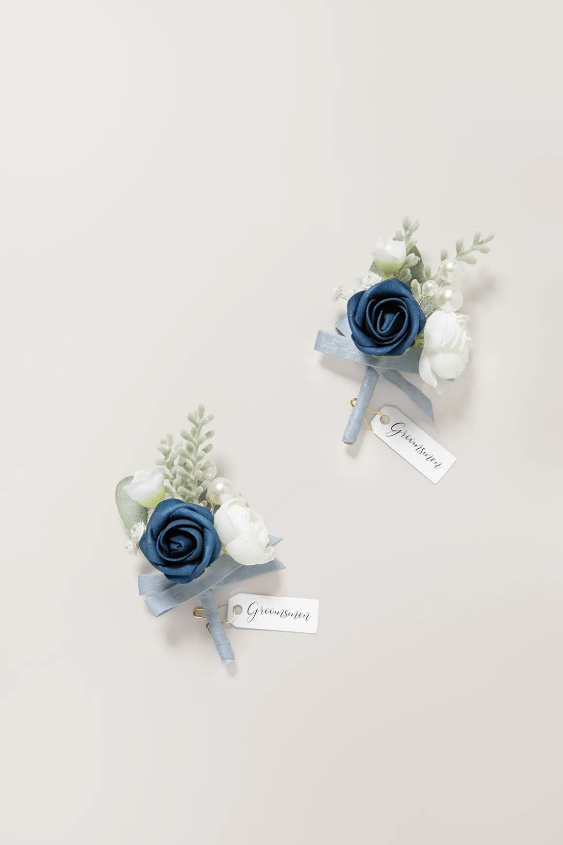 Boutonnieres in Noble Navy Blue