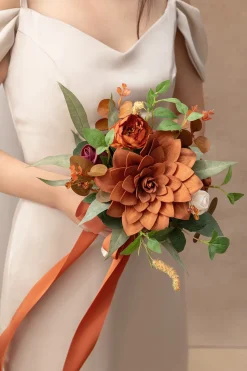 Bridesmaid Posy in Terracotta | Clearance