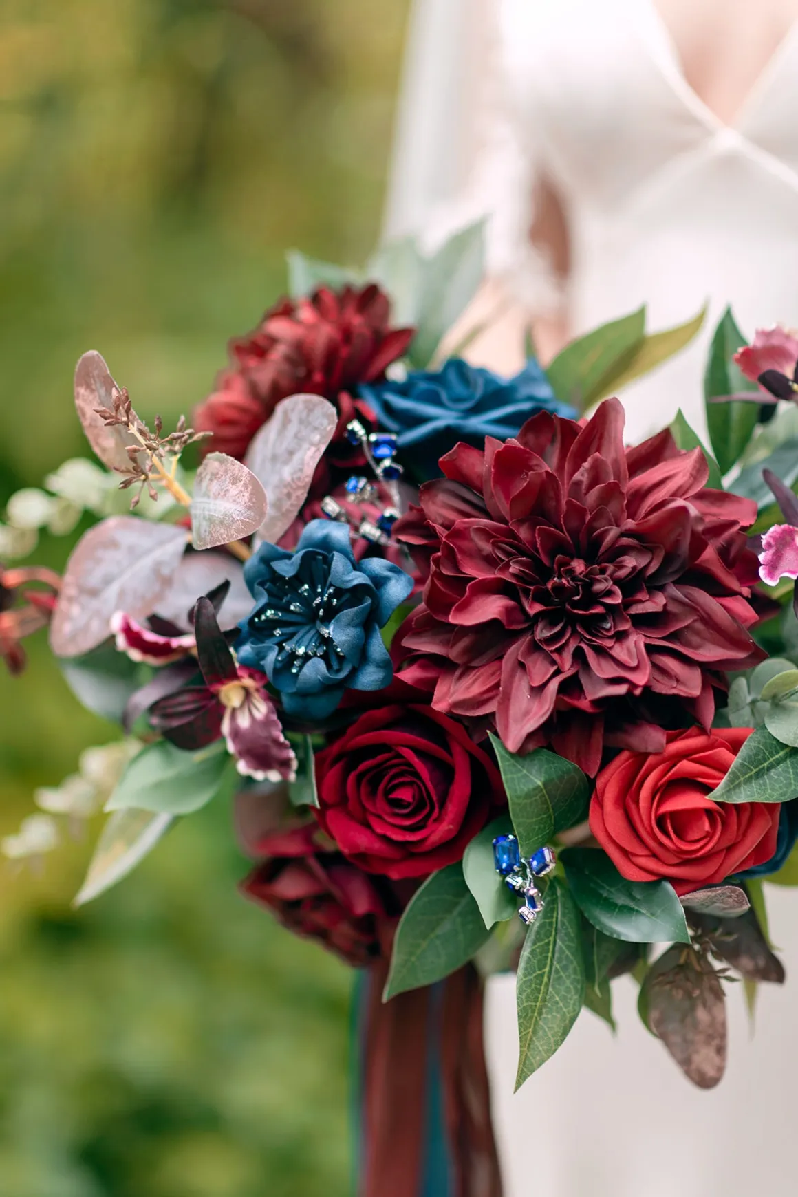 DIY Supporting Flower Boxes in Romantic Marsala