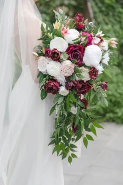 DIY Supporting Flower Boxes in Romantic Marsala