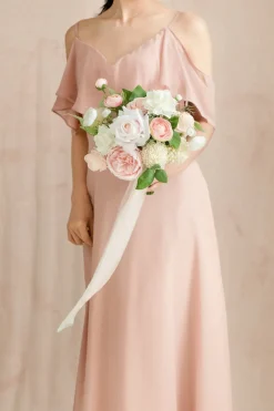 Free-Form Bridesmaid Bouquets in Blush & Cream