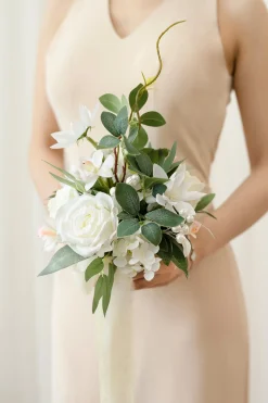 Free-Form Bridesmaid Bouquets in Natural White