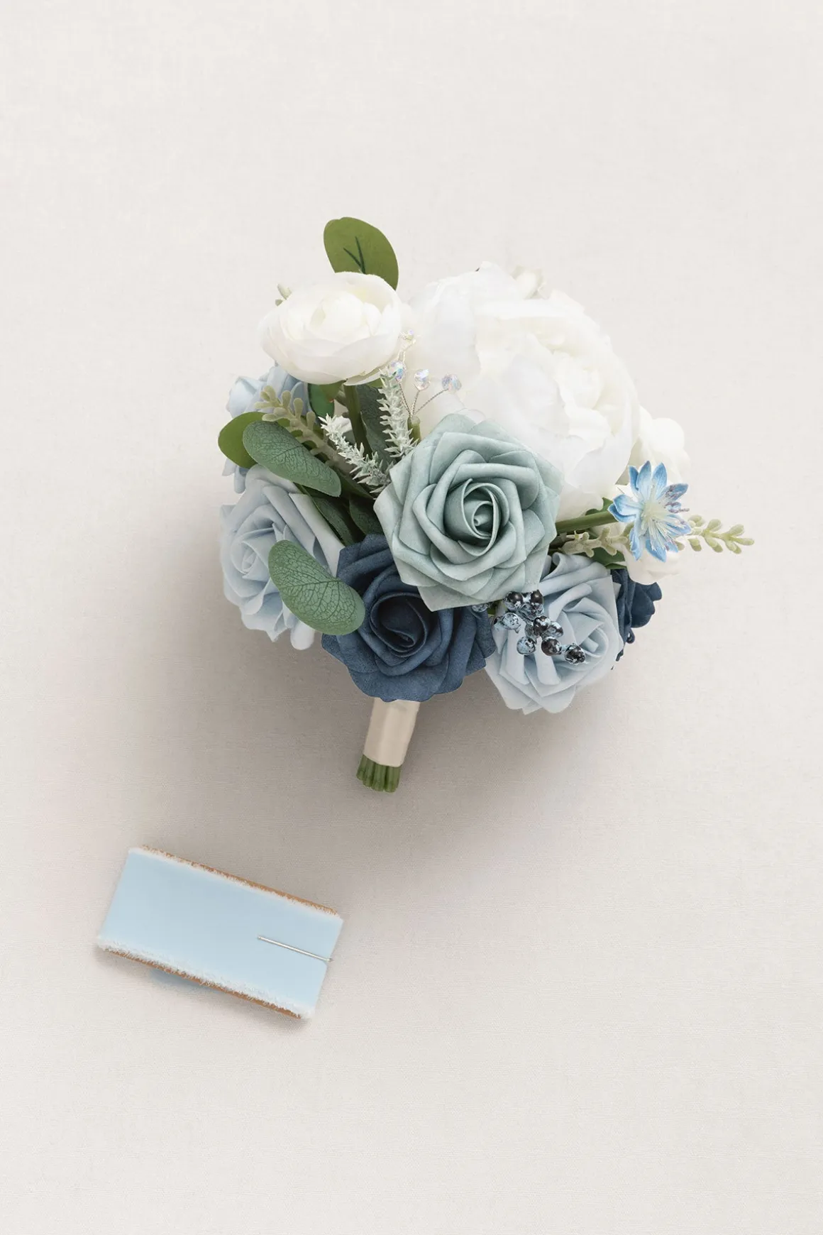 Maid of Honor & Bridesmaid Bouquets in Romantic Dusty Blue