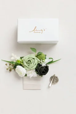 Pocket Square Boutonniere for Groom in Emerald & Tawny Beige